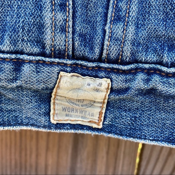 Abercrombie Workwear Lined Heavy Distressed Denim Crop Jacket - Picture 3 of 13